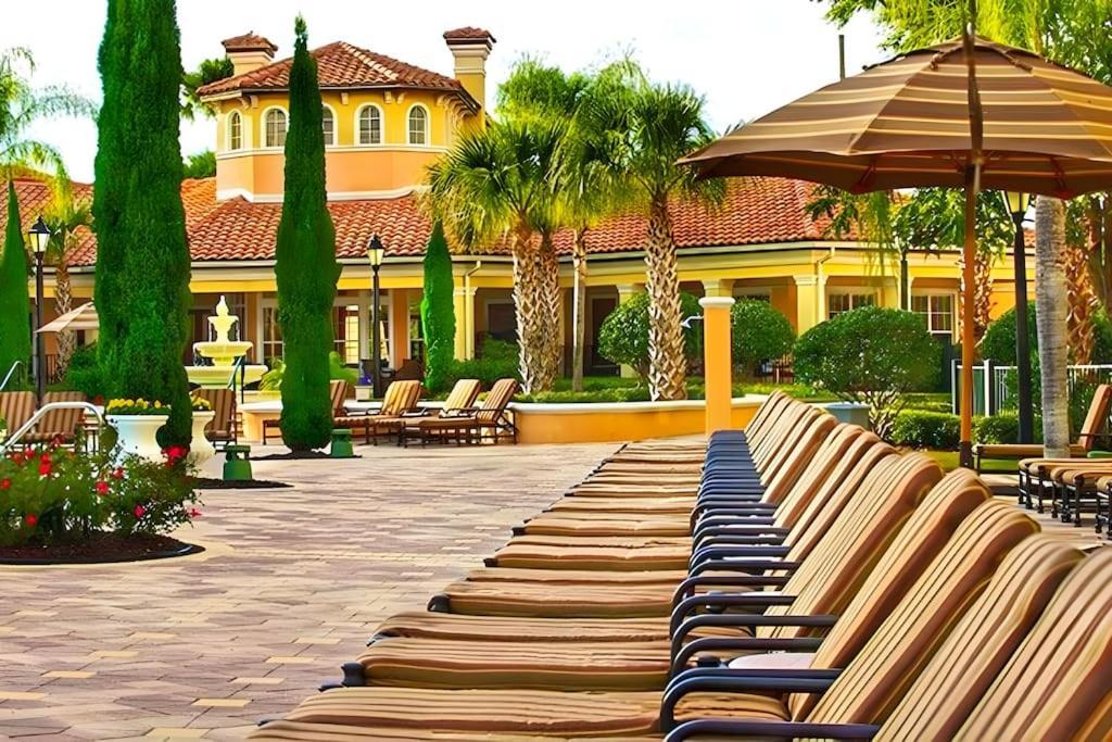 Entire Rental 3-Br Minutes From Disney X8 Hot Tub Apartment 2204 奥兰多 外观 照片