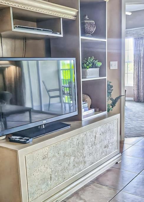 Entire Rental 3-Br Minutes From Disney X8 Hot Tub Apartment 2204 奥兰多 外观 照片